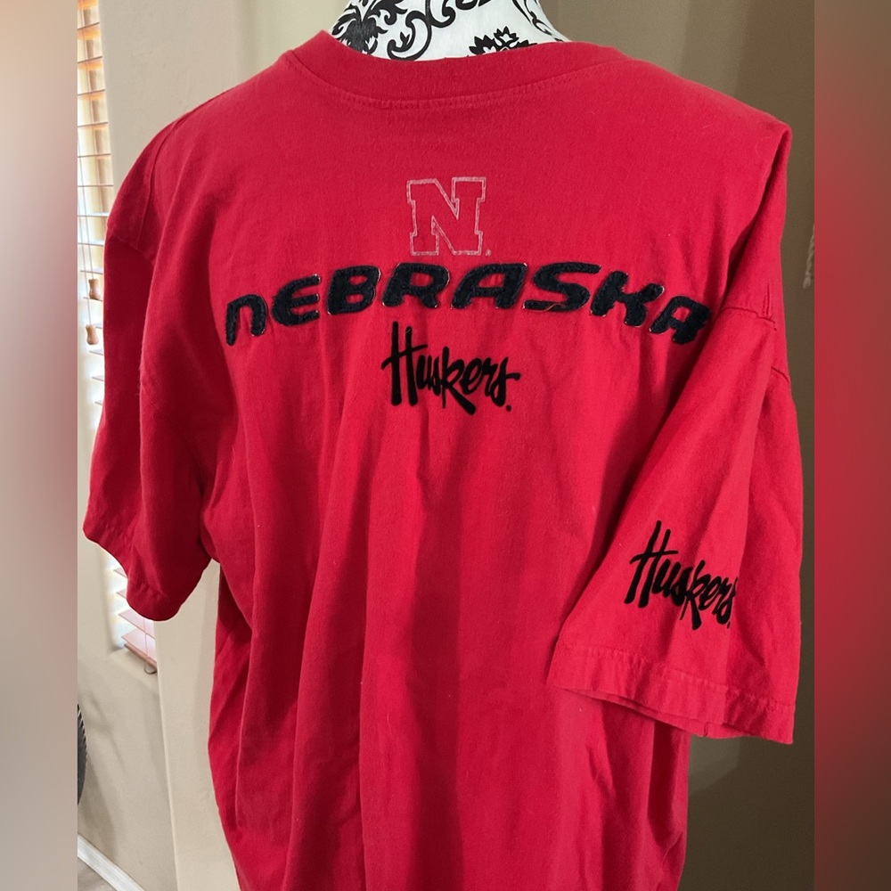 Carl Banks G-III Nebraska Cornhuskers Women’s XL tee shirt